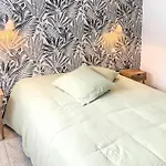 2 Bedroom Lovely In Sur 滨海雅尔