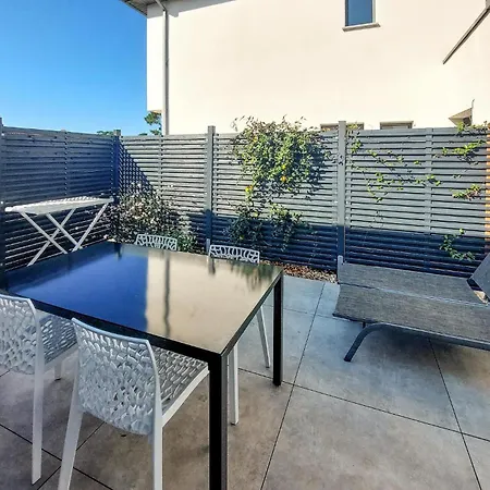 Feriehus 2 Bedroom In Sur *