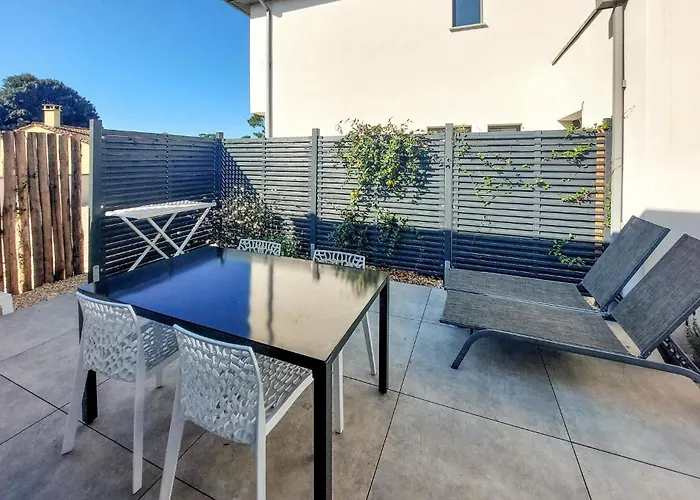 Hébergement de vacances Lovely In Sur With Wifi *