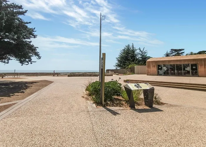 Lovely In Sur With Wifi Hébergement de vacances